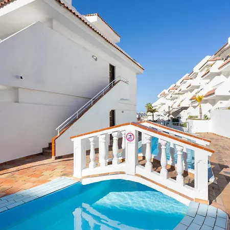 Home2book Americas Escape, Pool & Terrace Apartman