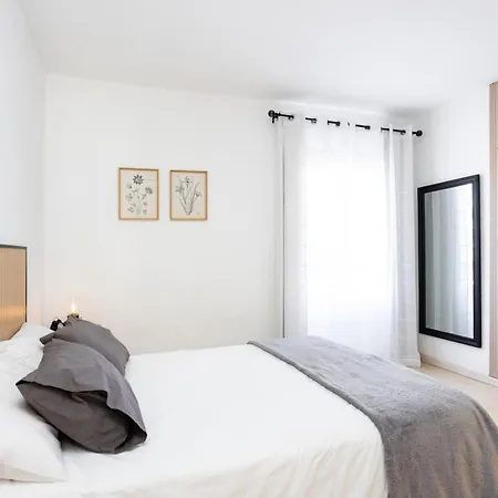 Home2book Americas Escape, Pool & Terrace *